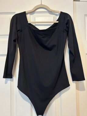 Abercrombie & Fitch Long-Sleeve Slinky Jersey Off-The-Shoulder Bodysuit